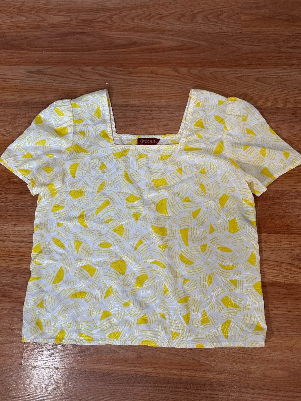 Vintage Sasson Short-Sleeve Blouse Square Neckline Yellow/White Print Size 12/13